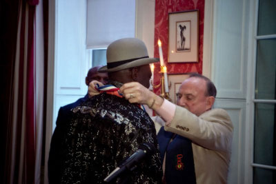 Chief Jephthah receiving the Ellis Island Medal of Honor Award